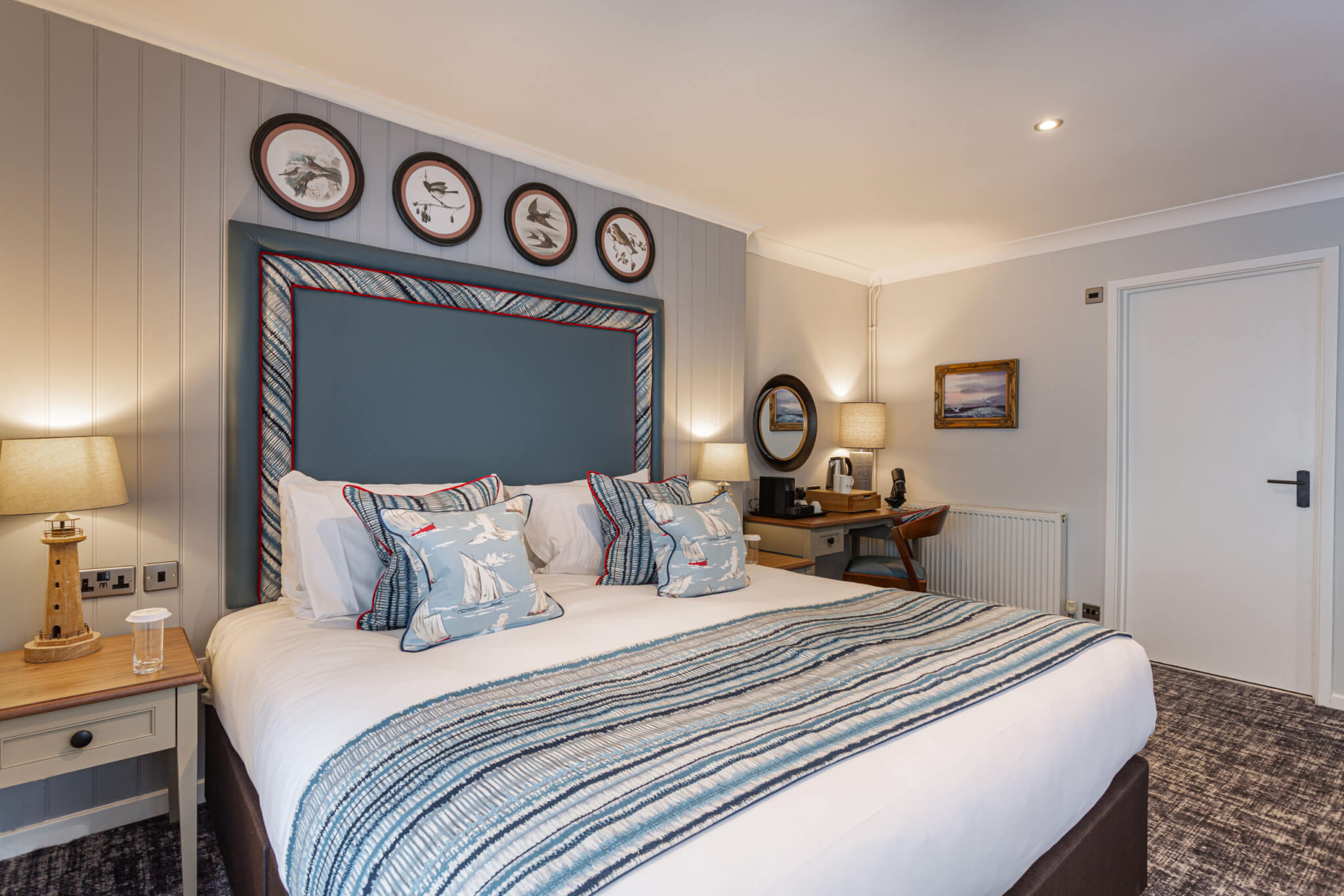 Manor Hotel Junior Suite scaled